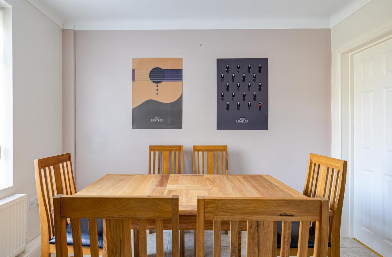 George Harrison'S Former 3Bed Home In Liverpool 스페키 외부 사진