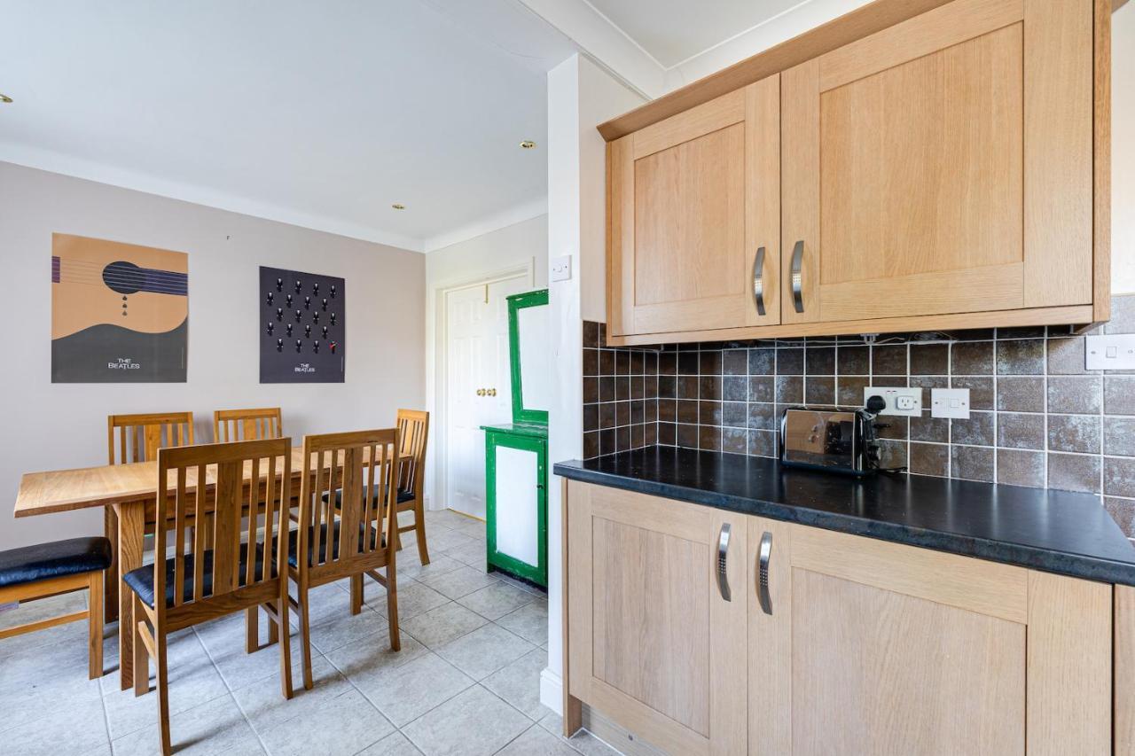 George Harrison'S Former 3Bed Home In Liverpool 스페키 외부 사진