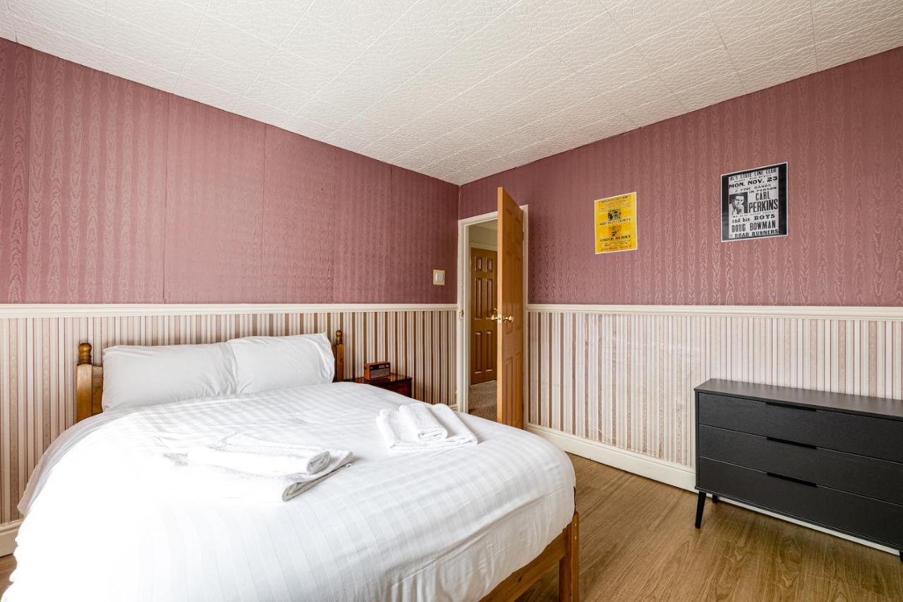 George Harrison'S Former 3Bed Home In Liverpool 스페키 외부 사진