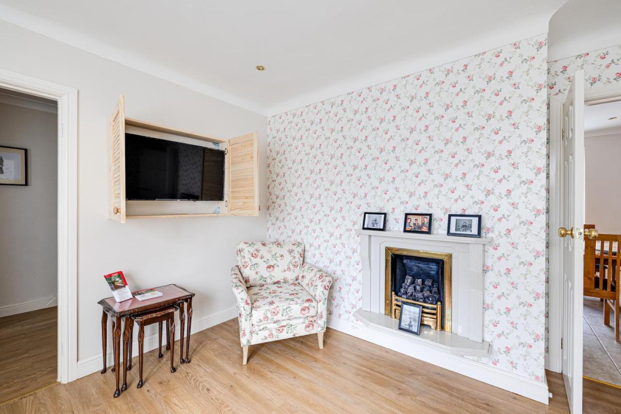 George Harrison'S Former 3Bed Home In Liverpool 스페키 외부 사진